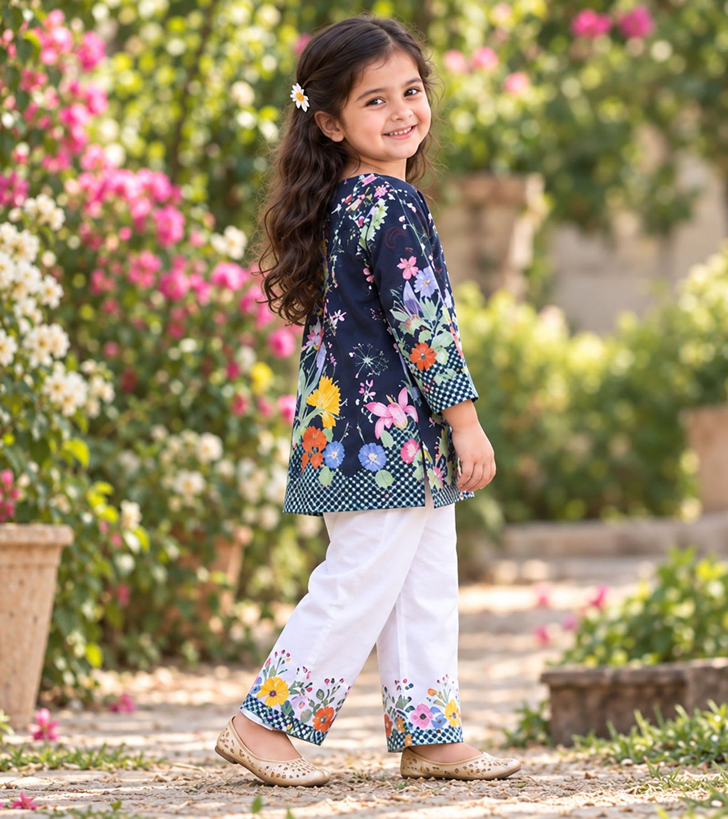 Floral Noir Girls Pyjama Kurta Set
