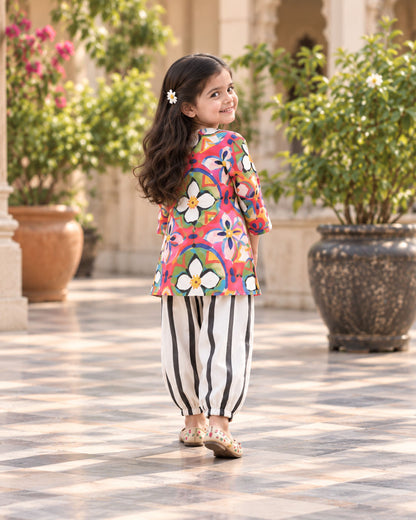 Phool & Stripe kat Designer Ethnic Sets