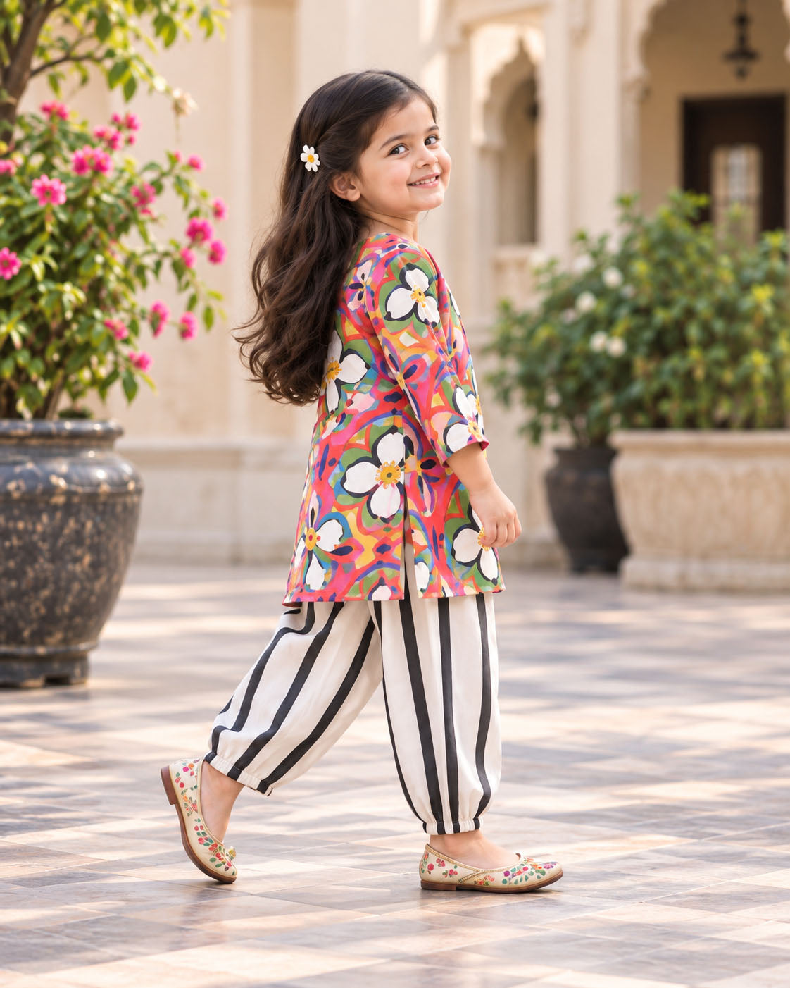 Phool & Stripe kat Designer Ethnic Sets